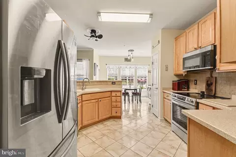 812 Long Dr #812-A, Aberdeen, MD 21001