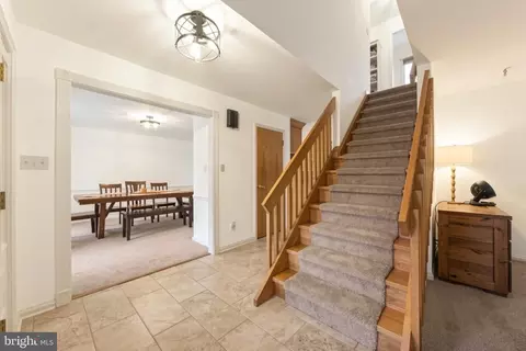 Entry Way - 3204 Bryson Ct, Baldwin, MD 21013 photo 2 of 4