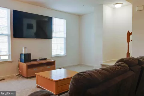 Living - 225 Staysail Dr, Joppa, MD 21085 photo 2 of 3
