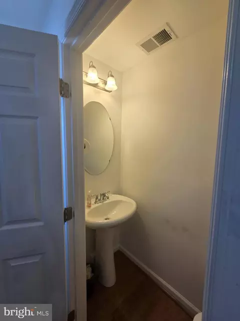 Entry Way - 225 Staysail Dr, Joppa, MD 21085 photo 2 of 9