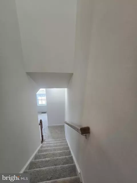 Entry Way - 225 Staysail Dr, Joppa, MD 21085 photo 8 of 9