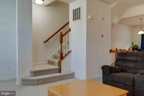 Entry Way - 225 Staysail Dr, Joppa, MD 21085 photo 7 of 9