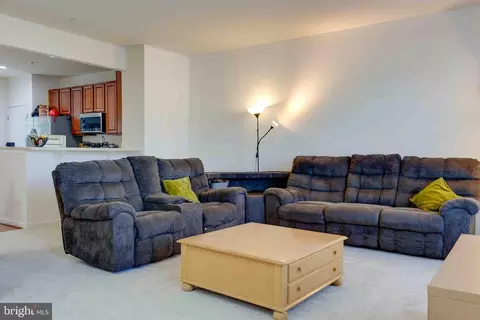225 Staysail Dr, Joppa, MD 21085