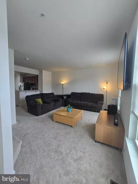 Living - 225 Staysail Dr, Joppa, MD 21085 photo 3 of 3