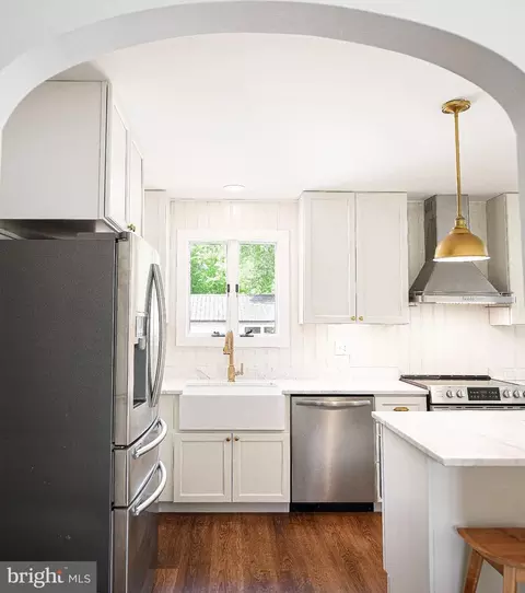 Kitchen - 2912 Old Mountain Rd S, Joppa, MD 21085 photo 4 of 5
