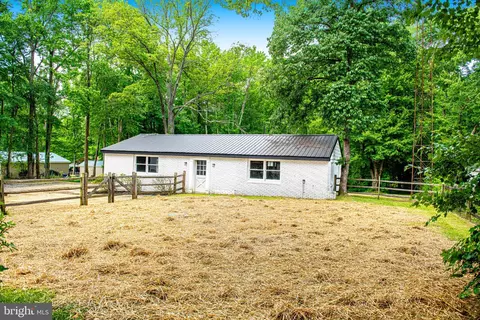 Exterior - 2912 Old Mountain Rd S, Joppa, MD 21085 photo 10 of 20