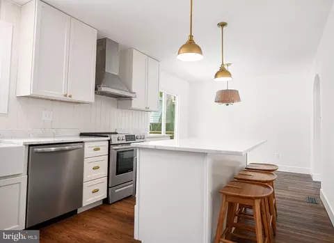 Kitchen - 2912 Old Mountain Rd S, Joppa, MD 21085 photo 2 of 5
