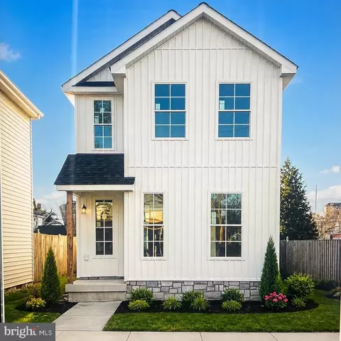 562 Girard St, Havre De Grace, MD 21078
