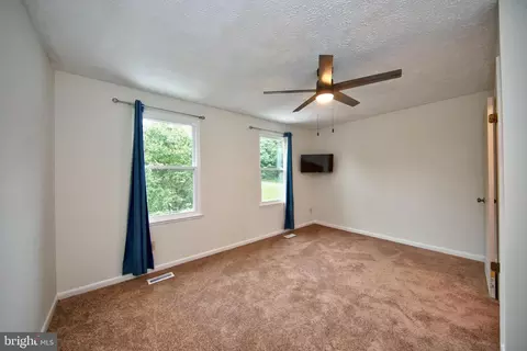 Bedroom - 826 Clover Leaf Ct, Edgewood, MD 21040 photo 4 of 5