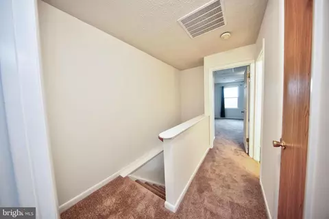 Entry Way - 826 Clover Leaf Ct, Edgewood, MD 21040 photo 2 of 2