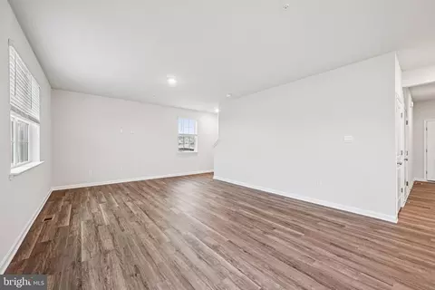 Living - 810 Spikeresh Way, Joppa, MD 21085 photo 2 of 4