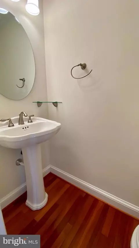 Bath - 109 Breakwater Ct, Joppa, MD 21085 photo 2 of 4