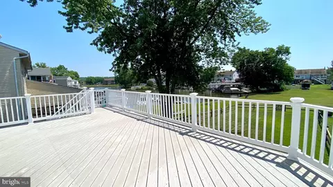 Exterior - 109 Breakwater Ct, Joppa, MD 21085 photo 4 of 6