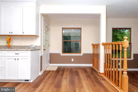 Entry Way - 226 Garnett Rd, Joppa, MD 21085 photo 2 of 3