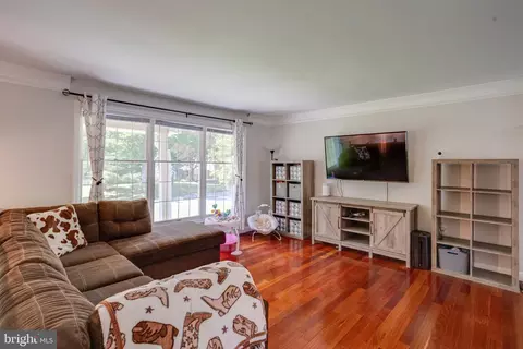 Living - 2507 Claret Dr, Fallston, MD 21047 photo 2 of 5