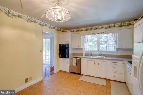 Kitchen - 2507 Claret Dr, Fallston, MD 21047 photo 2 of 4