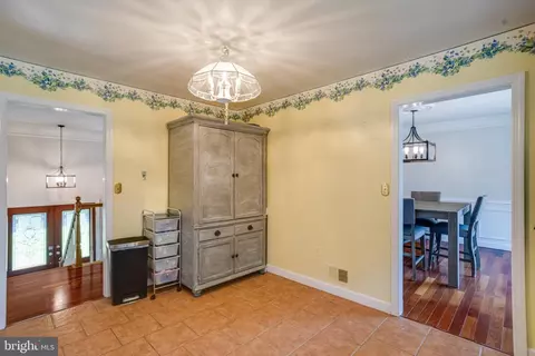 Entry Way - 2507 Claret Dr, Fallston, MD 21047 photo 5 of 7