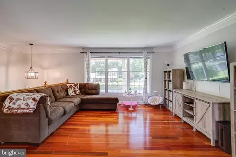 Living - 2507 Claret Dr, Fallston, MD 21047 photo 3 of 5