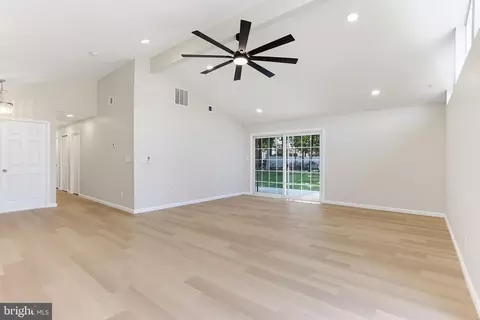 Living - 201 Contee Rd, Joppa, MD 21085 photo 2 of 5