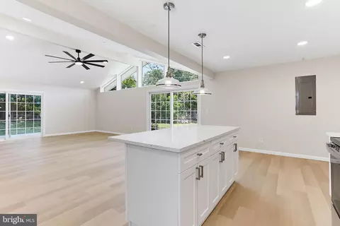 Living - 201 Contee Rd, Joppa, MD 21085 photo 5 of 5