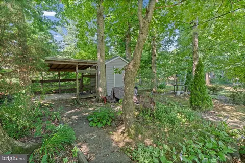Exterior - 810 Bradley Rd, Joppa, MD 21085 photo 4 of 6