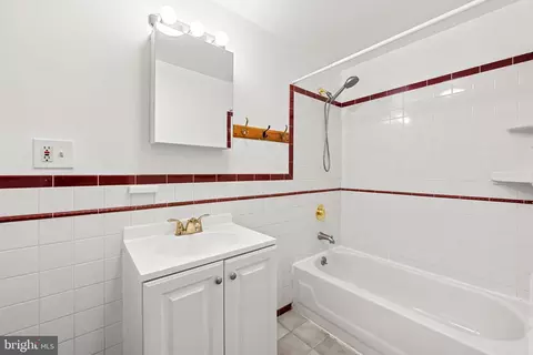 Bath - 1006 Agate Dr, Edgewood, MD 21040 photo 2 of 2