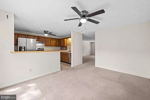 Living - 1006 Agate Dr, Edgewood, MD 21040 photo 5 of 7