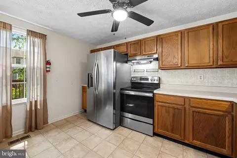 Kitchen - 1006 Agate Dr, Edgewood, MD 21040 photo 2 of 2