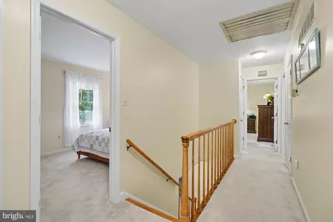 Entry Way - 2708 Raynham Ct, Baldwin, MD 21013 photo 7 of 10