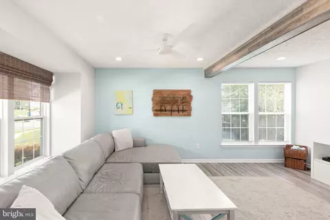 Living - 400 Macintosh Cir, Joppa, MD 21085 photo 1 of 1