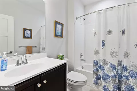Bath - 2421 Easy St, Fallston, MD 21047 photo 1 of 2