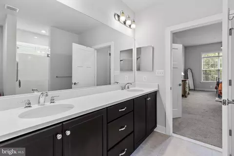 Entry Way - 2421 Easy St, Fallston, MD 21047 photo 7 of 18
