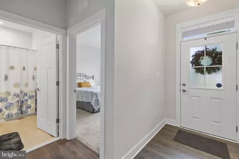 Entry Way - 2421 Easy St, Fallston, MD 21047 photo 12 of 18