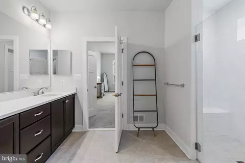 Entry Way - 2421 Easy St, Fallston, MD 21047 photo 6 of 18