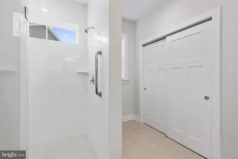 Entry Way - 2421 Easy St, Fallston, MD 21047 photo 8 of 18