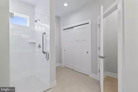 Entry Way - 2421 Easy St, Fallston, MD 21047 photo 9 of 18