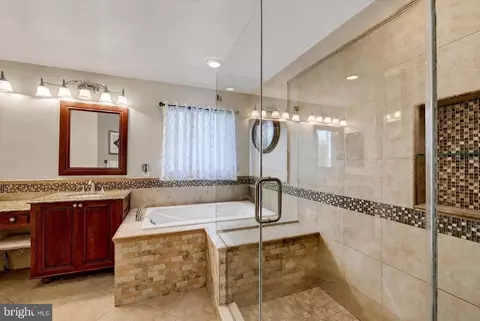 Bath - 316 Woltham Ct, Joppa, MD 21085 photo 3 of 4