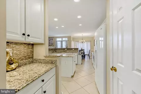 Entry Way - 316 Woltham Ct, Joppa, MD 21085 photo 3 of 5