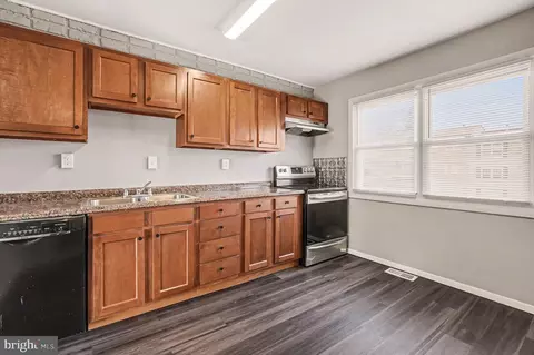 Kitchen - 1857 Brookside Dr, Edgewood, MD 21040 photo 2 of 4