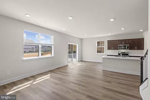 Living - 807 Spikeresh Way, Joppa, MD 21085 photo 1 of 2