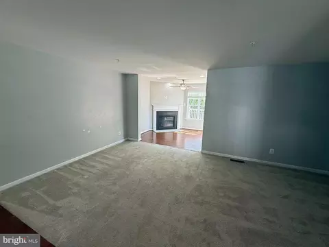 Living - 4702 Wineleaf Ln, Aberdeen, MD 21001 photo 7 of 12