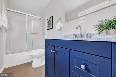 Bath - 114 Doncaster Rd, Joppa, MD 21085 photo 1 of 3