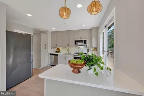 Kitchen - 114 Doncaster Rd, Joppa, MD 21085 photo 2 of 4