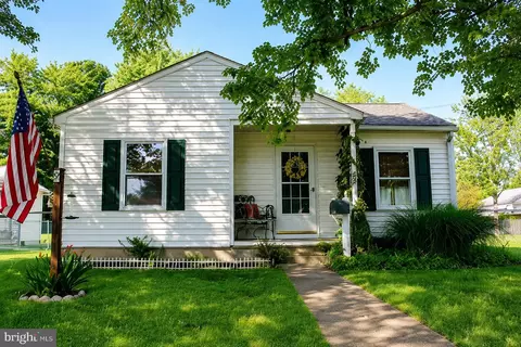 637 Market St, Aberdeen, MD 21001