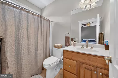 Bath - 2600 Winters Run Rd, Joppa, MD 21085 photo 6 of 6
