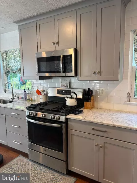 Kitchen - 612 Winesap Ct, Joppa, MD 21085 photo 3 of 5