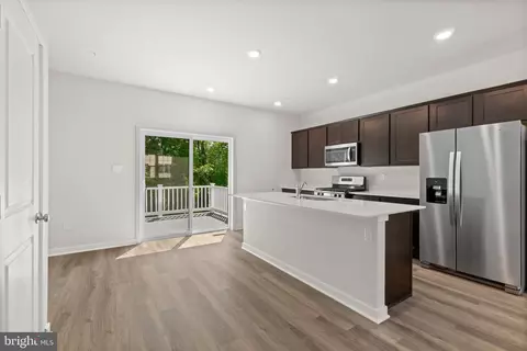 Entry Way - 359 Hackley Dr, Joppa, MD 21085 photo 6 of 17
