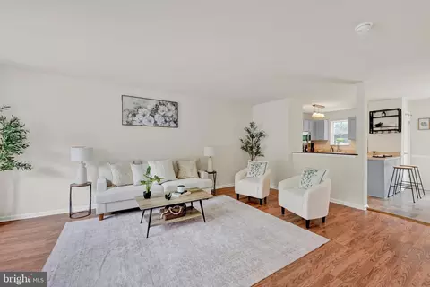 Living - 550 Nanticoke Ct, Abingdon, MD 21009 photo 1 of 5