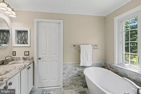 Bath - 1720 Laurel Brook Rd, Fallston, MD 21047 photo 4 of 6