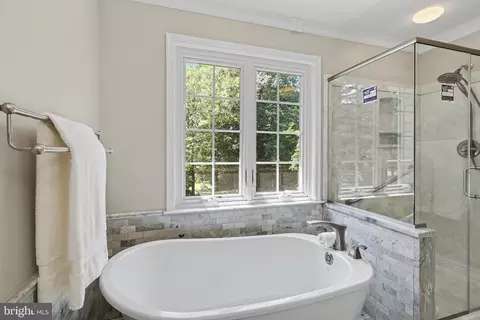 Bath - 1720 Laurel Brook Rd, Fallston, MD 21047 photo 2 of 6